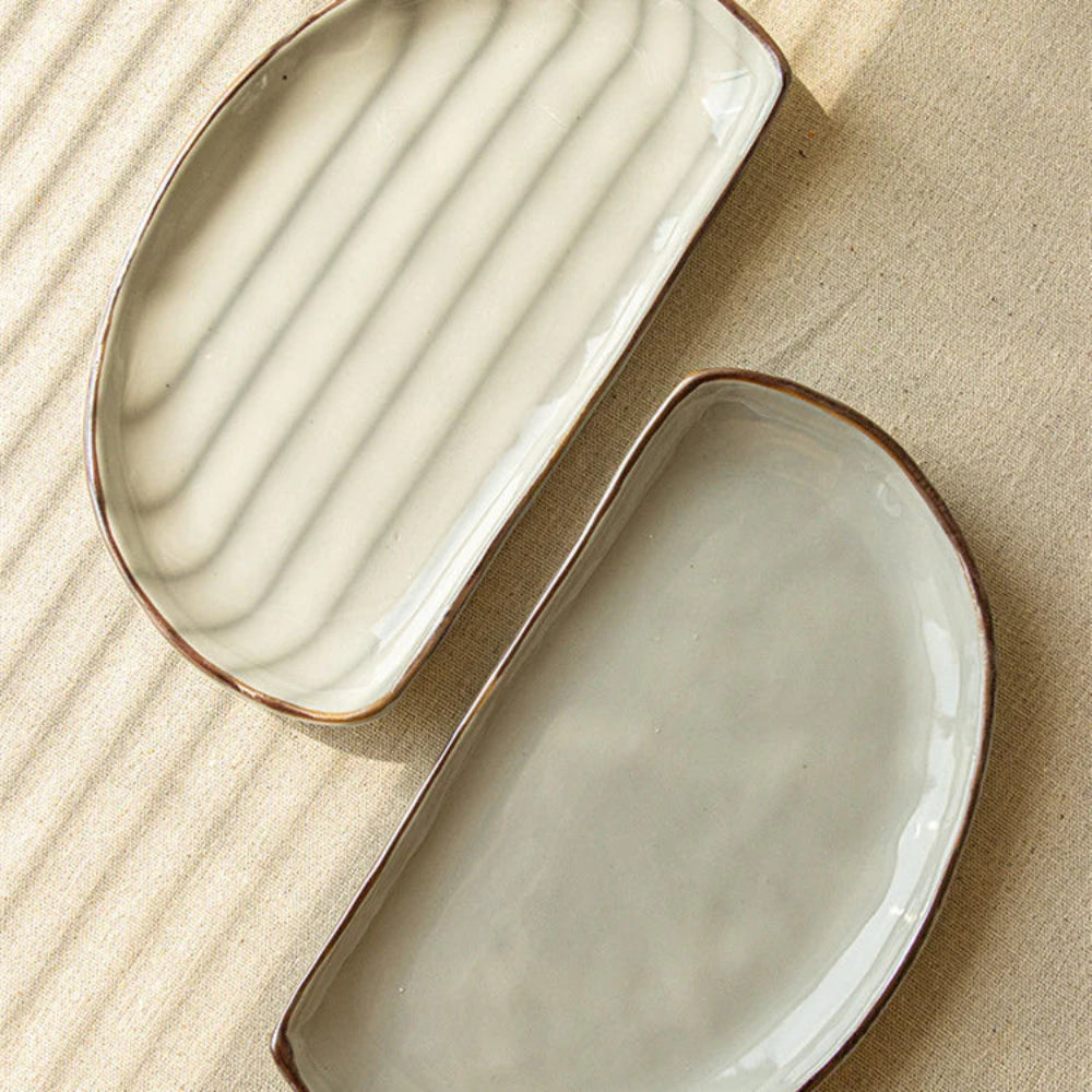 Travessa de Cerâmica No. 40 | Crescent Pebble