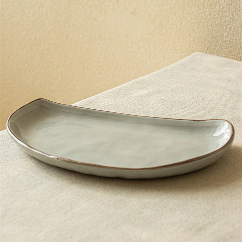 Travessa de Cerâmica No. 40 | Crescent Pebble